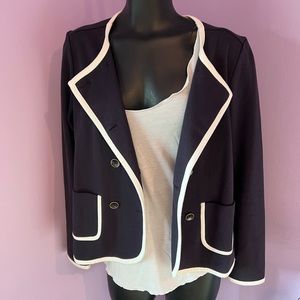 Size 6 Navy Lands End Blazer. Excellent Used Condition